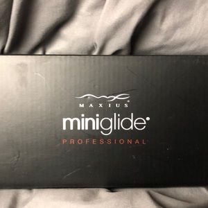 Mini flat iron- Maxius professional